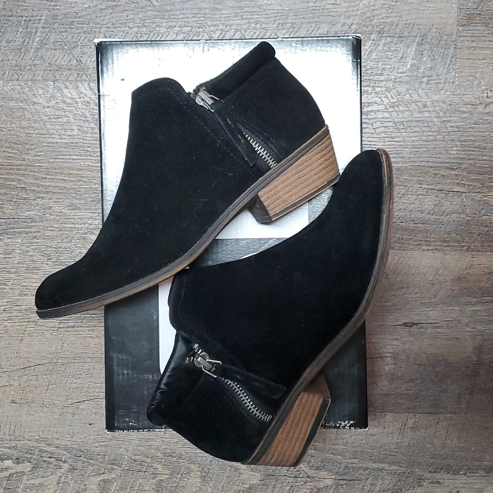 Black Ankle booties Size 7M